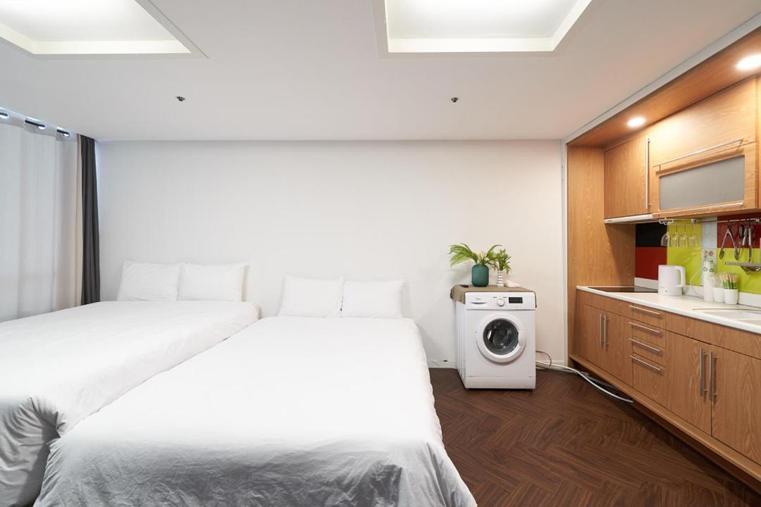 1mins Hongik Station - 04 Appartement *